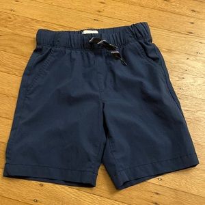 NWOT- Navy blue lightweight shorts